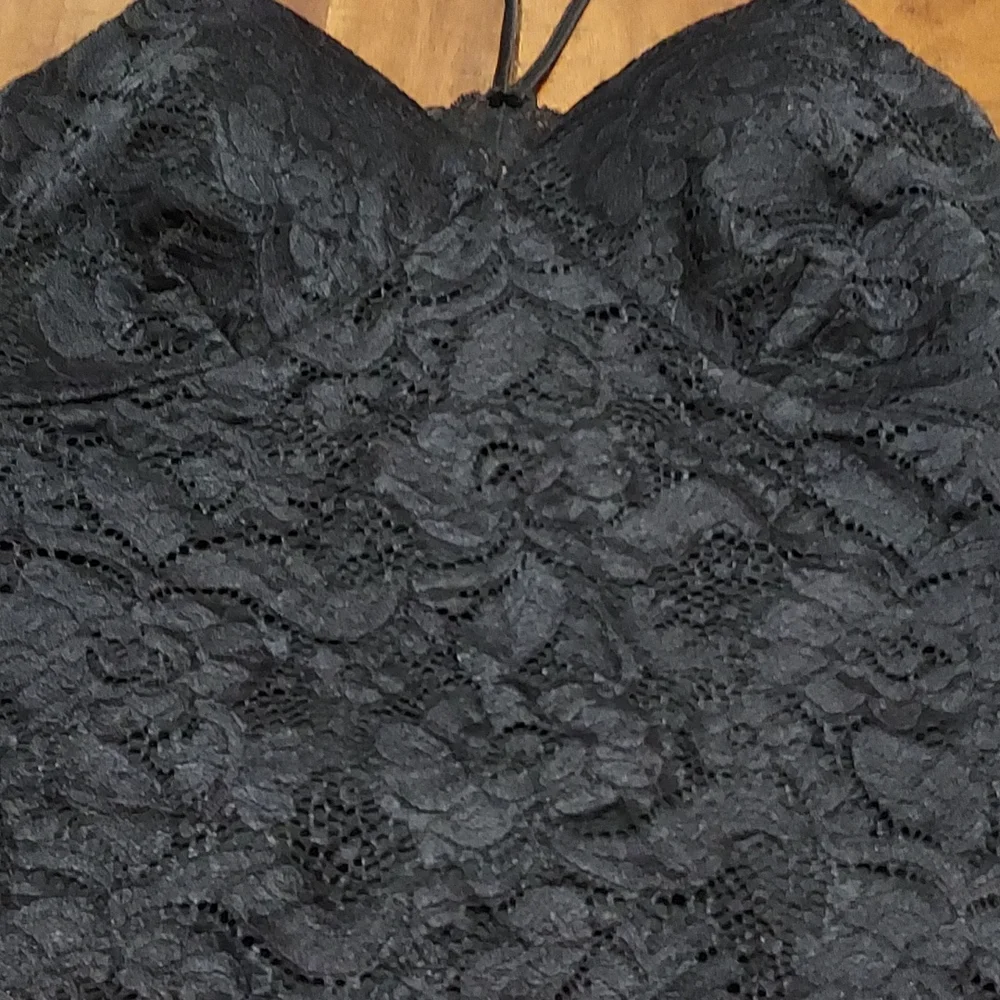 ⬇️ Price Drop⬇️ Black lace dress NWT - Picture 2 of 5